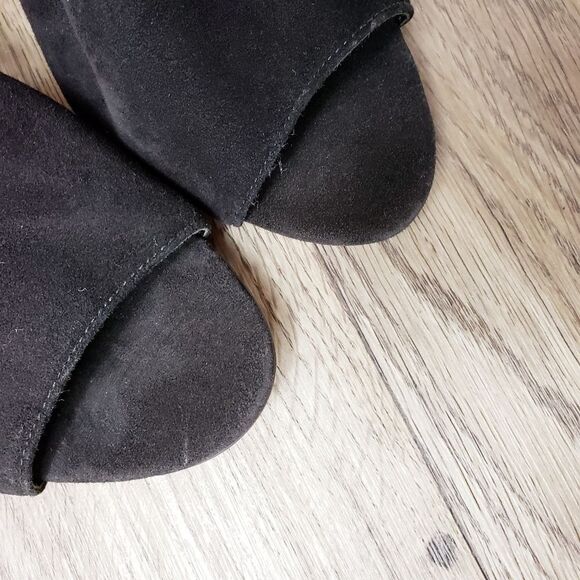 Franco Sarto Tavina Suede Bootie Size 9.5 - Picture 2 of 7